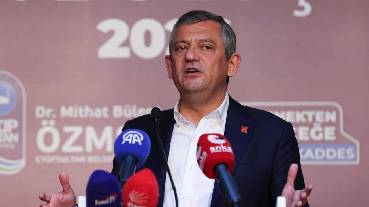 ozgur-ozel-akpli-siyasetciden-gelen-mesaji-paylasti-akin-gurlek-iddiasi-dvNz5rhr.jpg