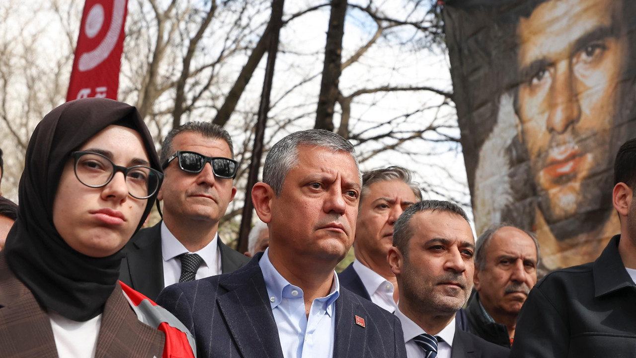 ozgur-ozel-uc-fidani-andi-HK23xSrq.jpg