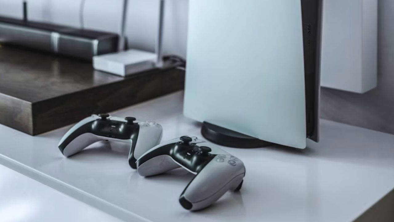 playstation-plus-extra-ve-premium-icin-mayista-gelecek-ucretsiz-oyunlar-Qg8LUR5p.jpg