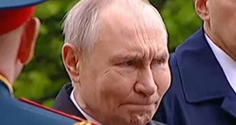 putinin-bu-goruntusu-dunyanin-gundeminde-botoks-mu-hastalik-mi-FjBxPfjL.jpg