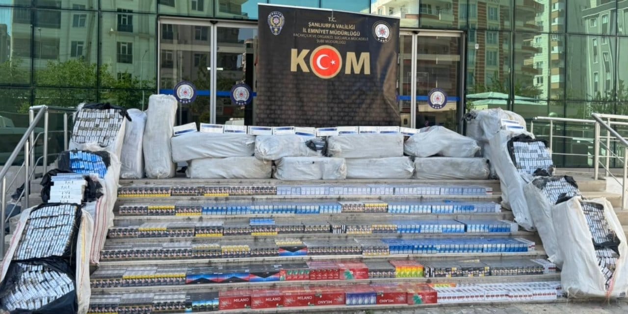 saman-balyalarinin-altindan-40-bin-paket-kacak-sigara-cikti-4IK3dN1R.jpg