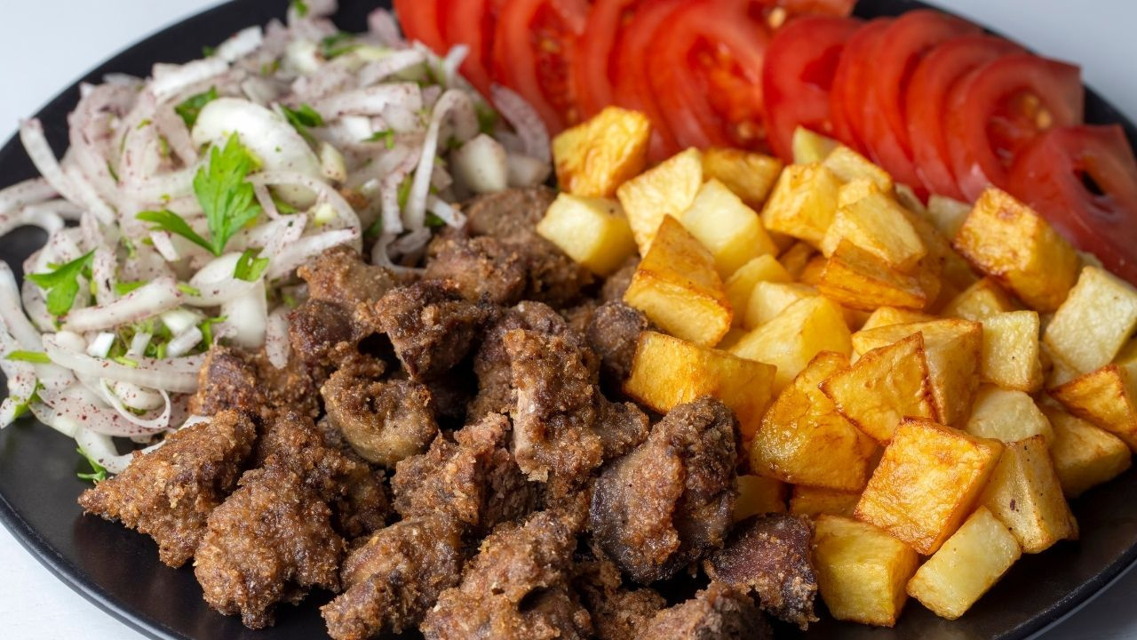 sgkdan-yemek-ucreti-ayarlamasi-300-liraya-yukseltildi-XgsROgP3.jpg