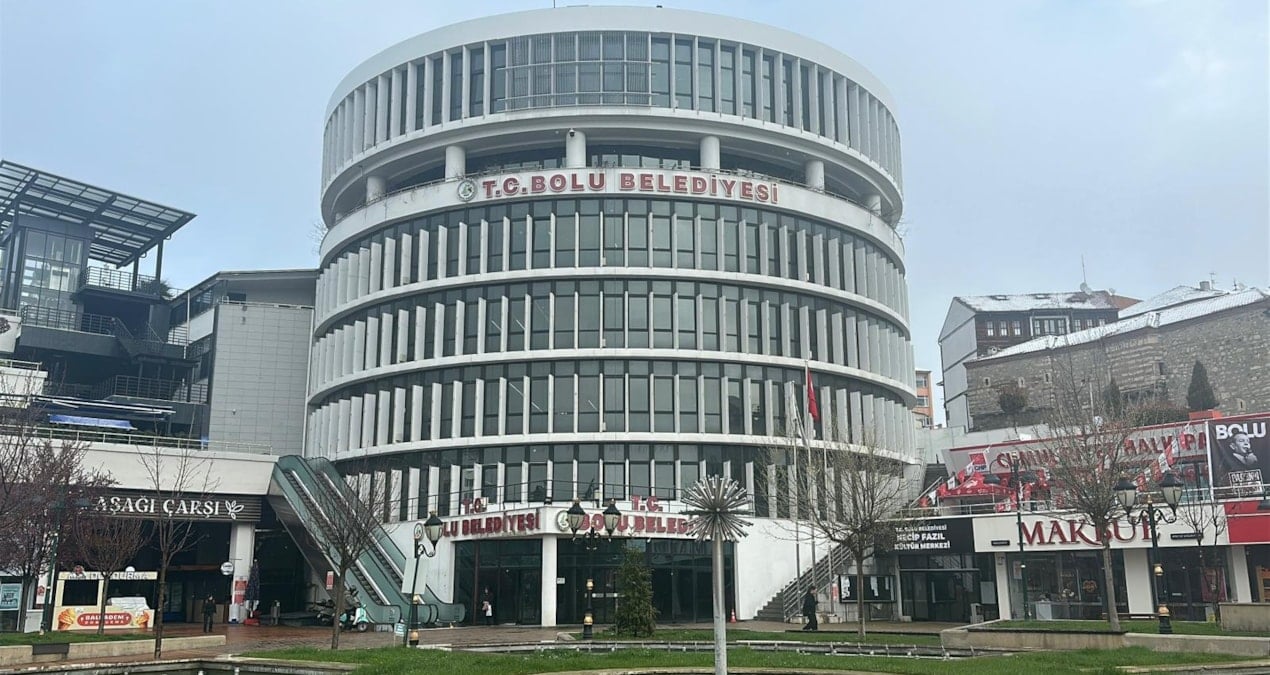 son-dakika-bolu-belediyesinde-arama-qAqw6w2q.jpg