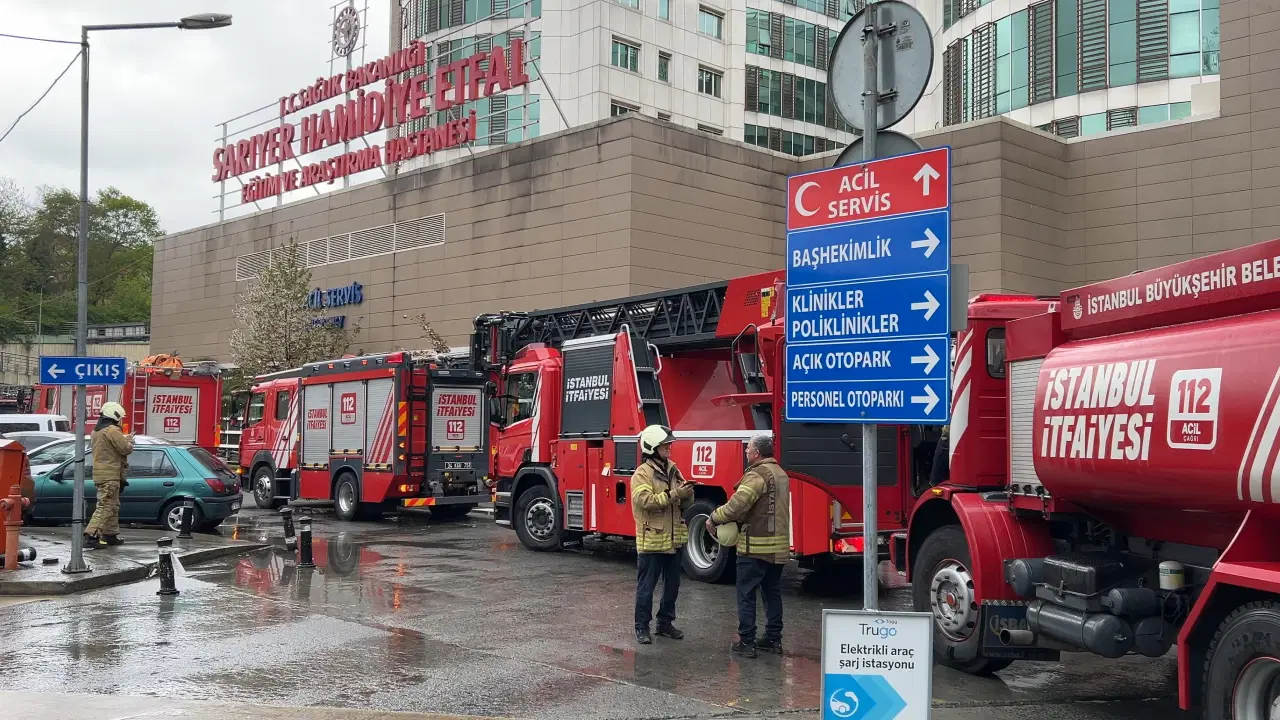 Son Dakika… İstanbul’da Hamidiye Etfal Eğitim Araştırma Hastanesi’nde yangın!