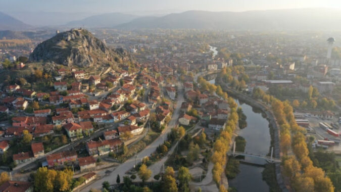 Tokat’ın ilçesinde taşkın nedeniyle eğitim durduruldu