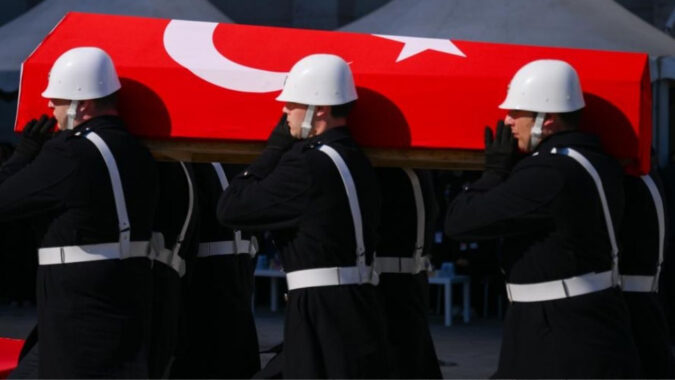 Trafik kazası geçirdi 6 ay sonra hastaneden acı haber geldi! Polis Aydın Üyenarık şehit oldu