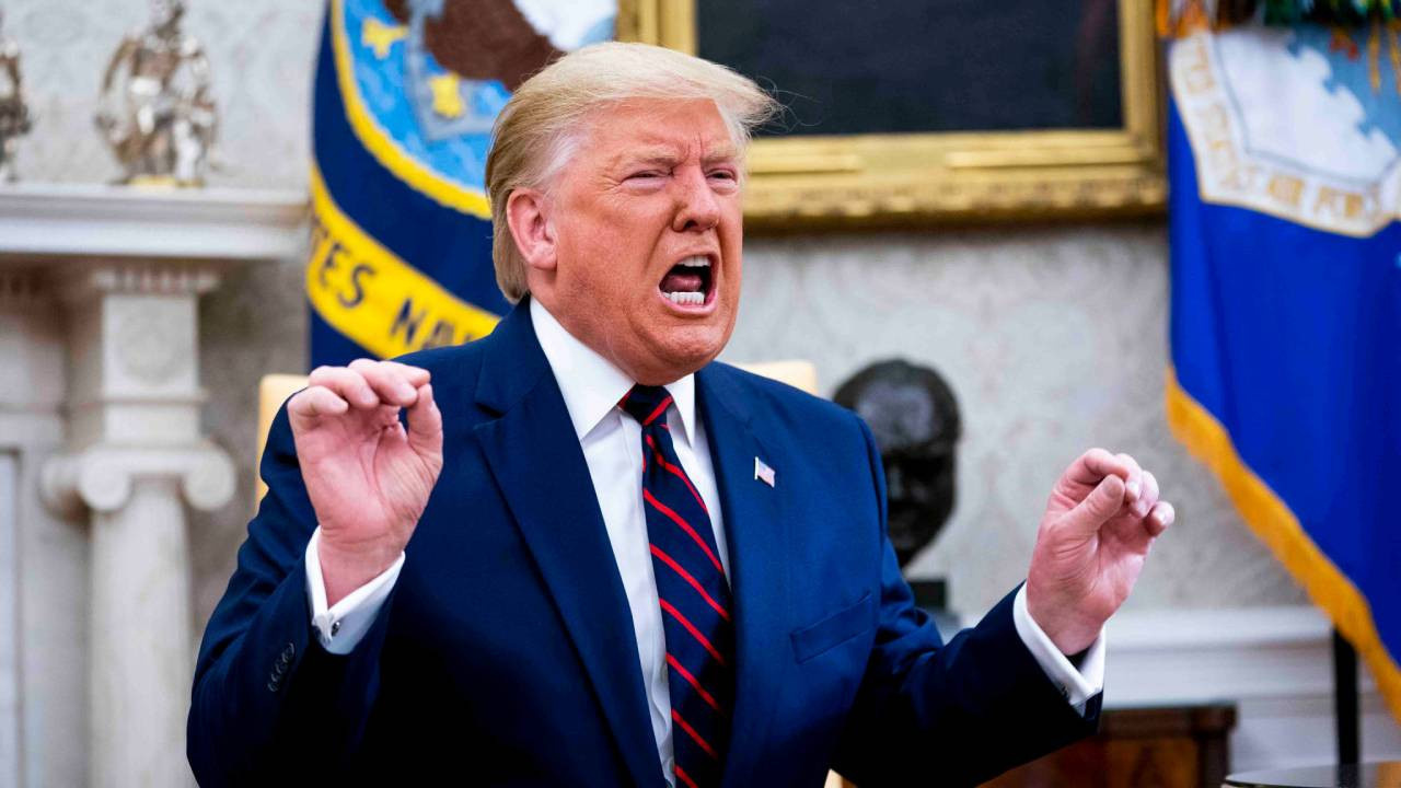 trumpi-cilgina-ceviren-soru-kendini-tutamadi-agzini-bozdu-Rz5SpvaW.jpg