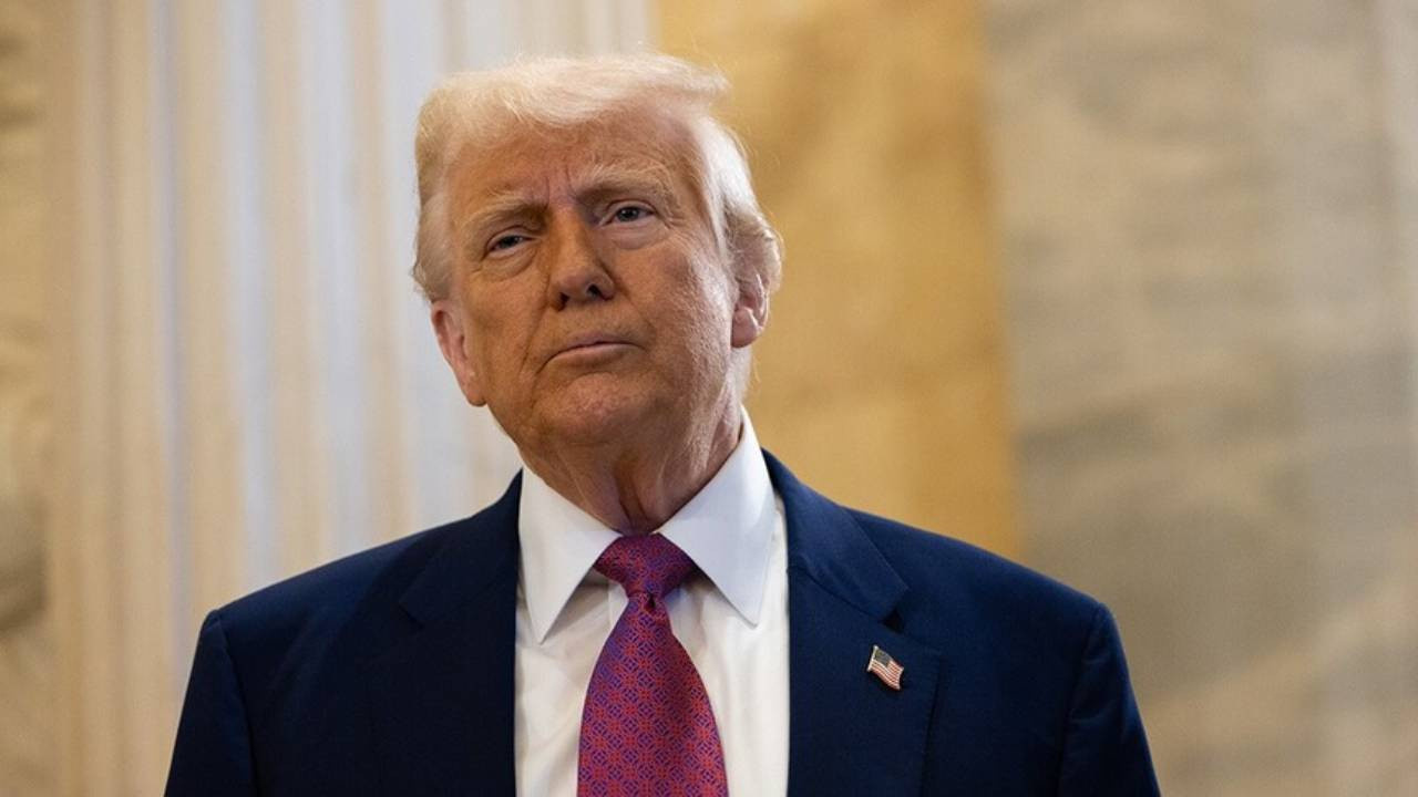 trumptan-51-eyalet-cikisi-venezuela-haritasini-abd-bayragiyla-paylasti-kBevqT8q.jpg