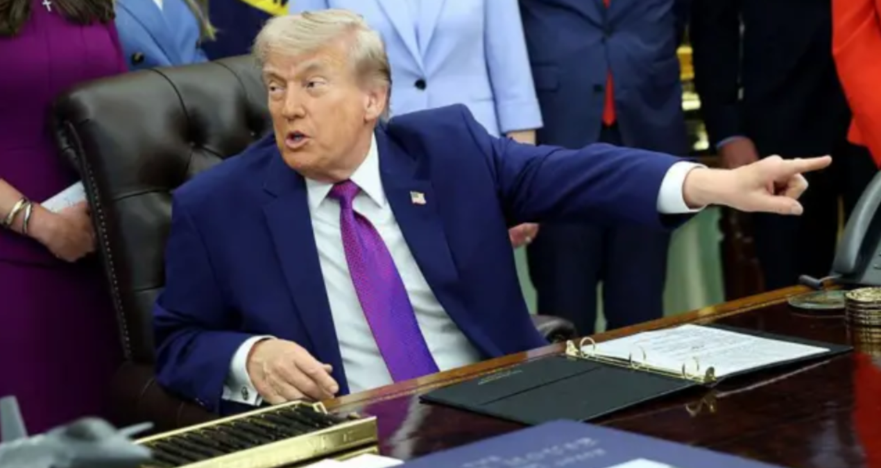 trumptan-yeni-aciklama-bir-kez-daha-o-ulkeyi-hedef-gosterdi-6SXheuUe.jpg