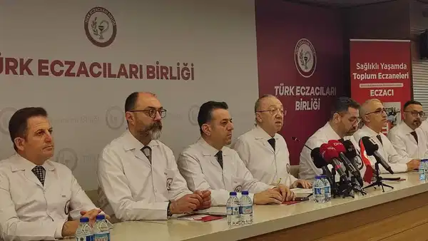 turk-eczacilar-birligi-baskani-irfan-demirci-saglikta-soz-sahibi-olmak-istiyorsak-ulusal-ilac-sanayisini-4lbRLfe5.jpg