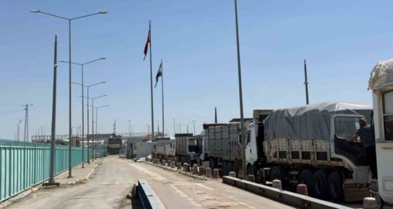 turkiyenin-meshur-gumruk-kapisi-yeniden-acildi-bir-zamanlar-gunde-700-tir-geciyordu-l2PeGjzx.jpg