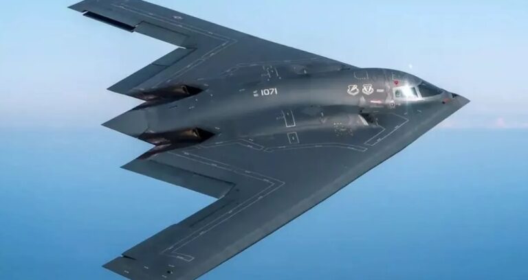 yeni-nesil-bombardiman-ucagi-testi-erkenden-gecti-dunyanin-basina-bela-olacak-C1kryERU.jpg