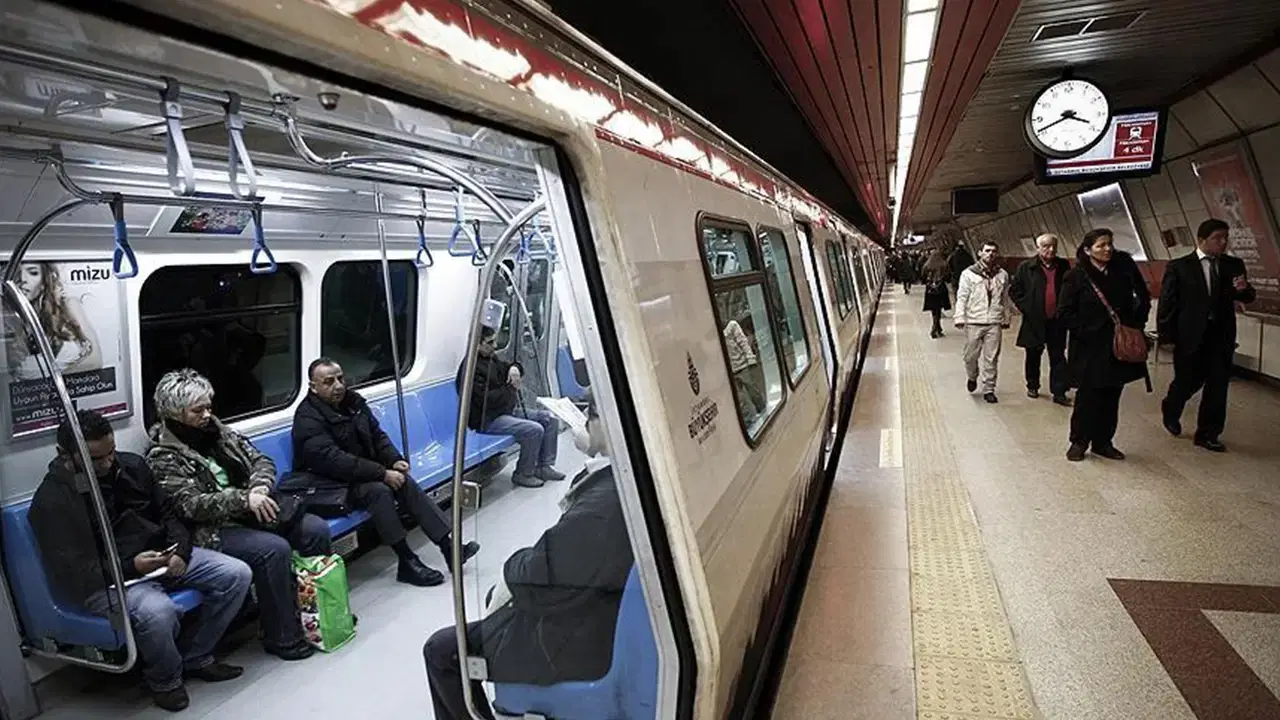 yenikapi-haciosman-metro-hattinda-teknik-ariza-5LZqI2M4.jpg