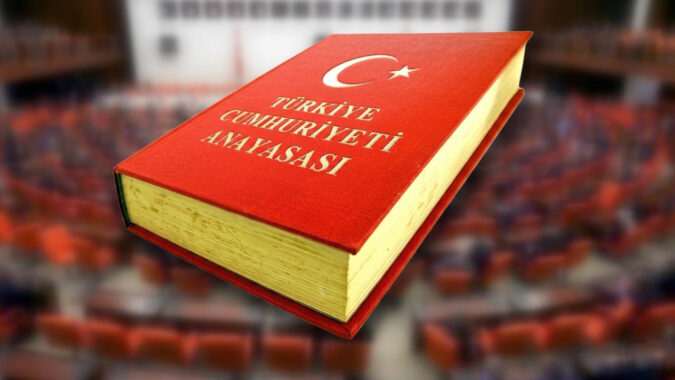 AKP’den yeni Anayasa için referandum açıklaması