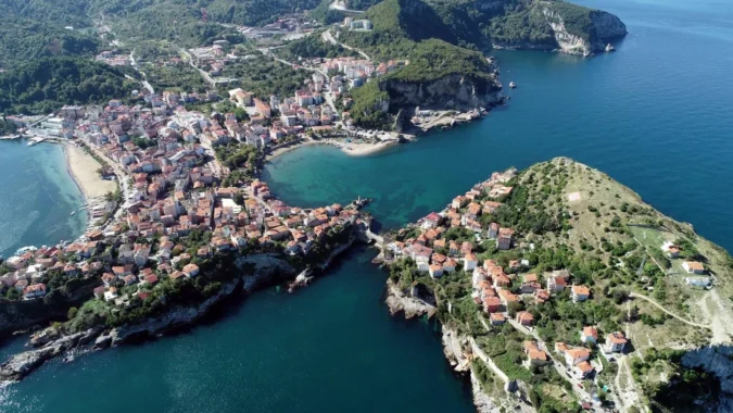 Bayramda rekor ziyaretçi: 6 bin nüfuslu ilçeye 182 bin kişi geldi!