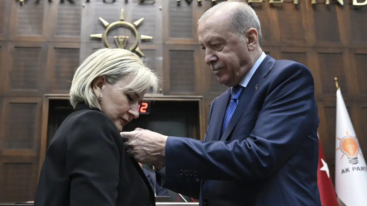 BTP’den vekil ve belediye başkanı transferlerine tepki: ‘Türkiye, kirli ilişkiler ağından kurtulmalı’
