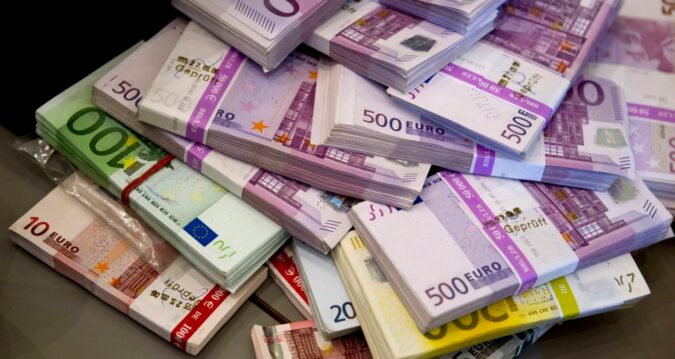 Çalışmak için gittiği ülkede 4 ay sonra ev ve arabasını aldı