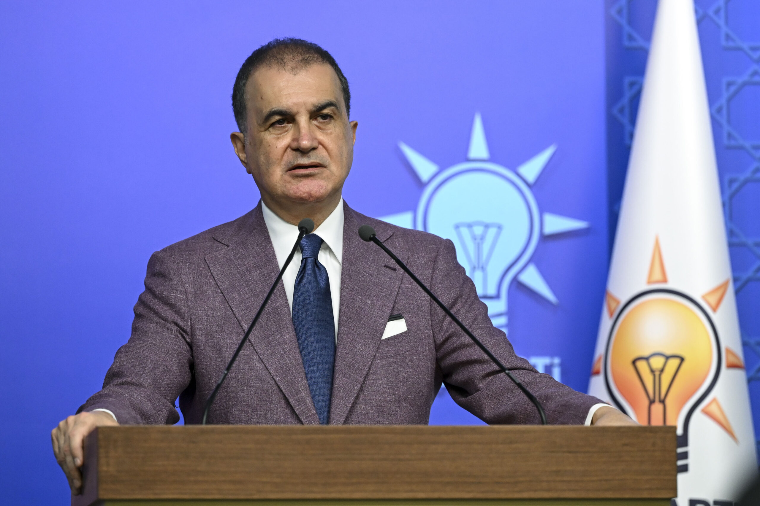 Çelik: Terör örgütünün silah bırakması için yasal çerçeve gerekiyor