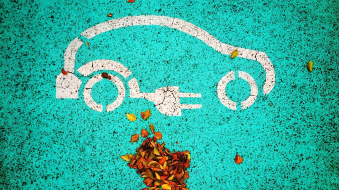 Çin otomobilleri ikinci el duvarına çarptı