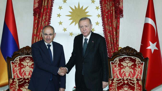 Cumhurbaşkanı Erdoğan, Ermenistan Başbakanı Paşinyan’la görüştü