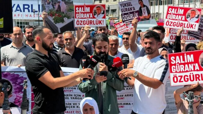 Diyarbakır’da Güran ailesi için ‘adalet’ talebinde bulundular: ‘Gelin Narin’in ailesinden helallik isteyin’