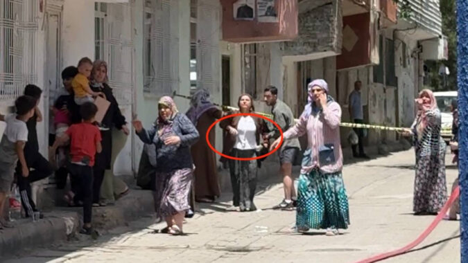 Diyarbakır’da yangın sonrası arbede: Komşular birbirine girdi