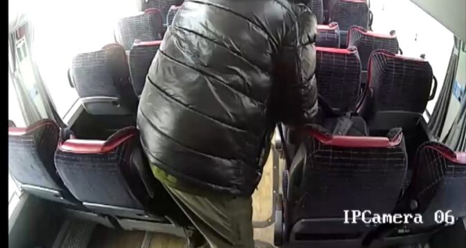 Fatih’te yaptığı hırsızlık havalimanında peşini bırakmadı