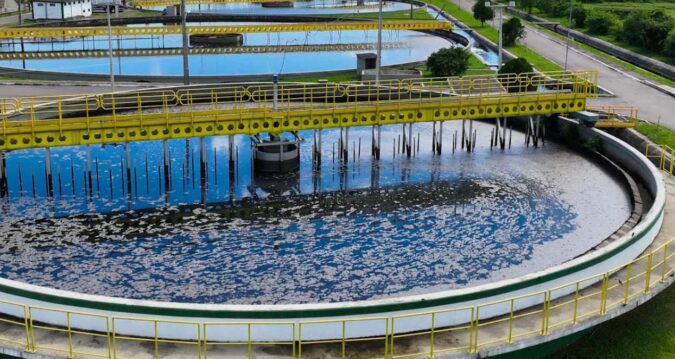 Günde 218 milyon litre suyu yutuyor