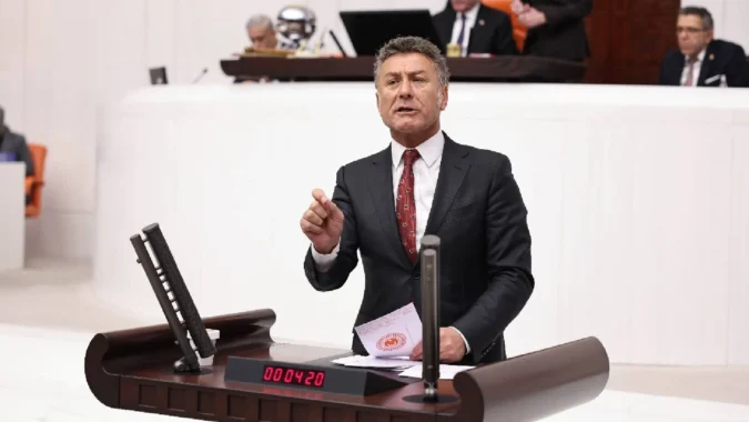 Halkevleri, mutlak butlan kararını destekleyen CHP’li Orhan Sarıbal’ı ihraç etti