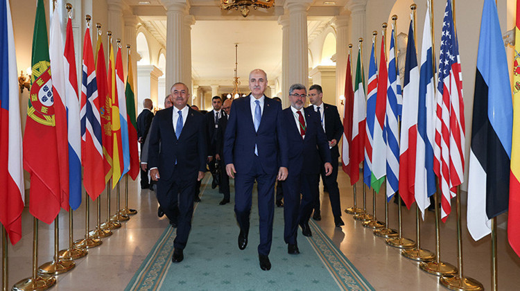 istanbulda-nato-zirvesi-oncesi-onemli-toplanti-NTerYEnH.jpg