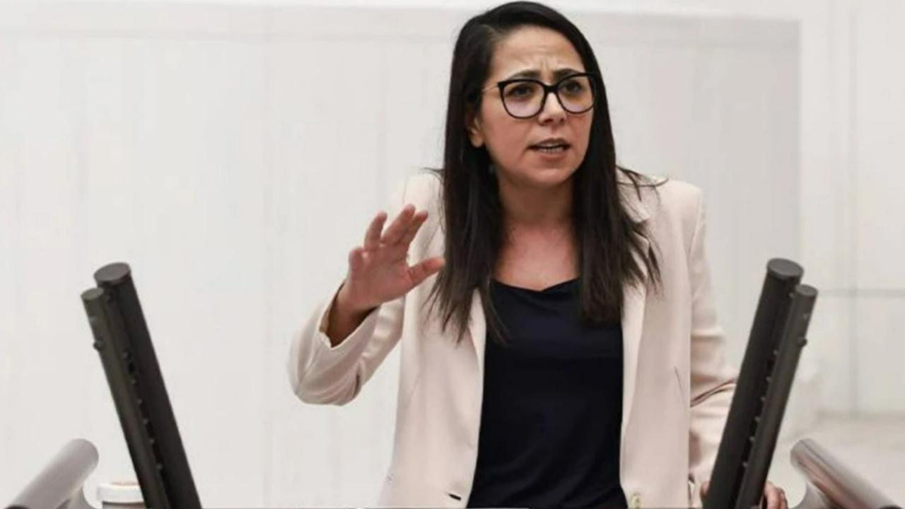 Kadıgil’den TÖDER’e sert çıkış: “Öğretmenleri sömürenleri ifşa edeceğiz”