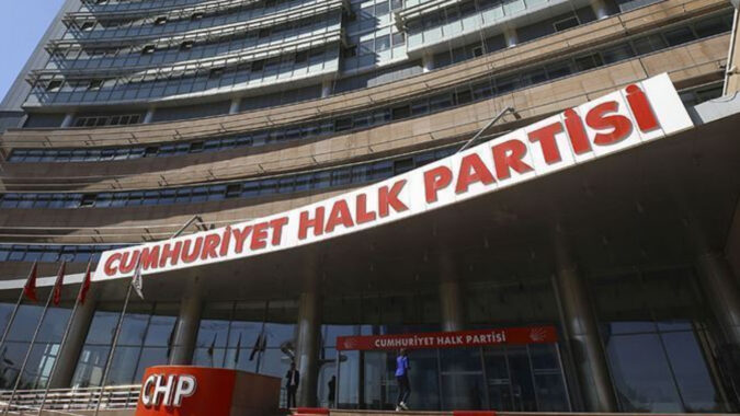 Kılıçdaroğlu heyetinden bir hamle daha: CHP Gençlik Kolları’nın Facebook hesabına el konuldu