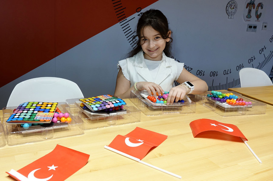 Matematik şampiyonu Lina yine başardı