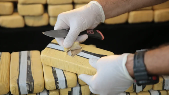 Mersin’de otomobilde 45 kilo eroin ele geçirilmesine ilişkin davada istenen cezalar belli oldu