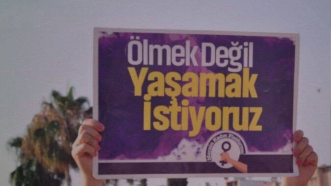 Muğla’da bir kadın otomobilden atılarak katledildi