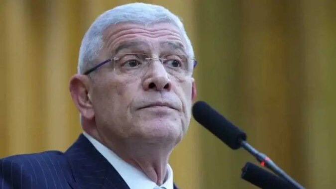 Müsavat Dervişoğlu’ndan ‘Özgür Özel’e operasyon’ iddialarına: ‘Böyle bir hamle büyük sıkıntılar yaşatır’
