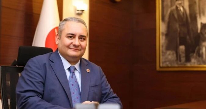 Partisiz kalan Özarslan, ahlak polisliğine başladı