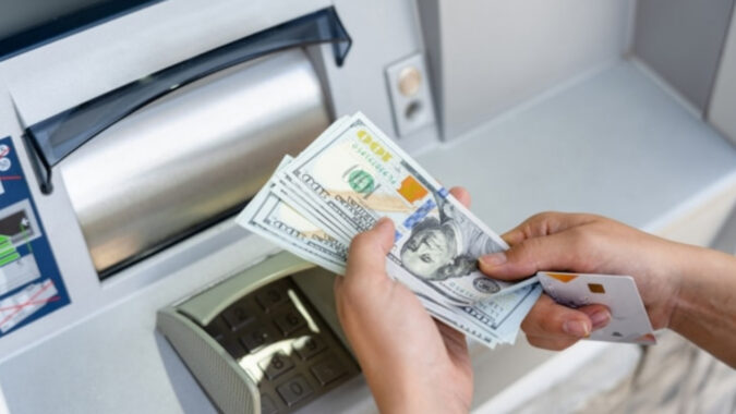 Sahte dolar basıp bankaları dolandırdılar! Kimsenin yapamadığını İstanbul’da yaptılar