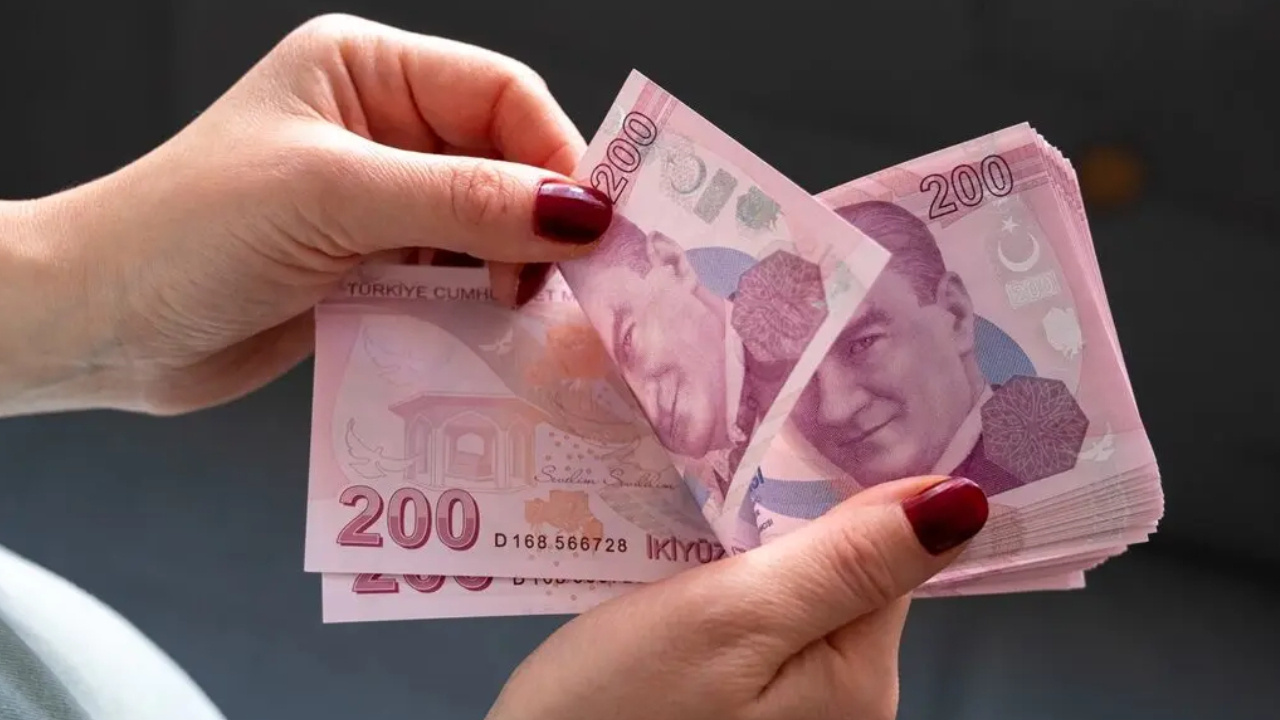 Son dakika | Memur ve emekliye ek zam gelecek mi? Cevdet Yılmaz’dan açıklama