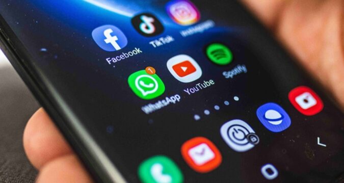 WhatsApp’a yeni buton geliyor: Mesajlar silinmeyecek