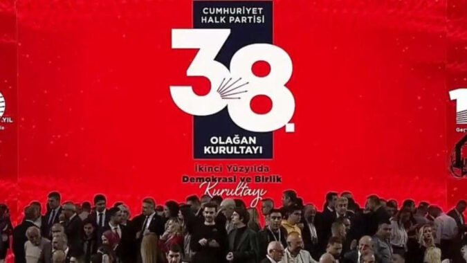 Yarısından bir fazlası yetiyordu: CHP’de kurultay için 700’ü aşkın delege imza verdi