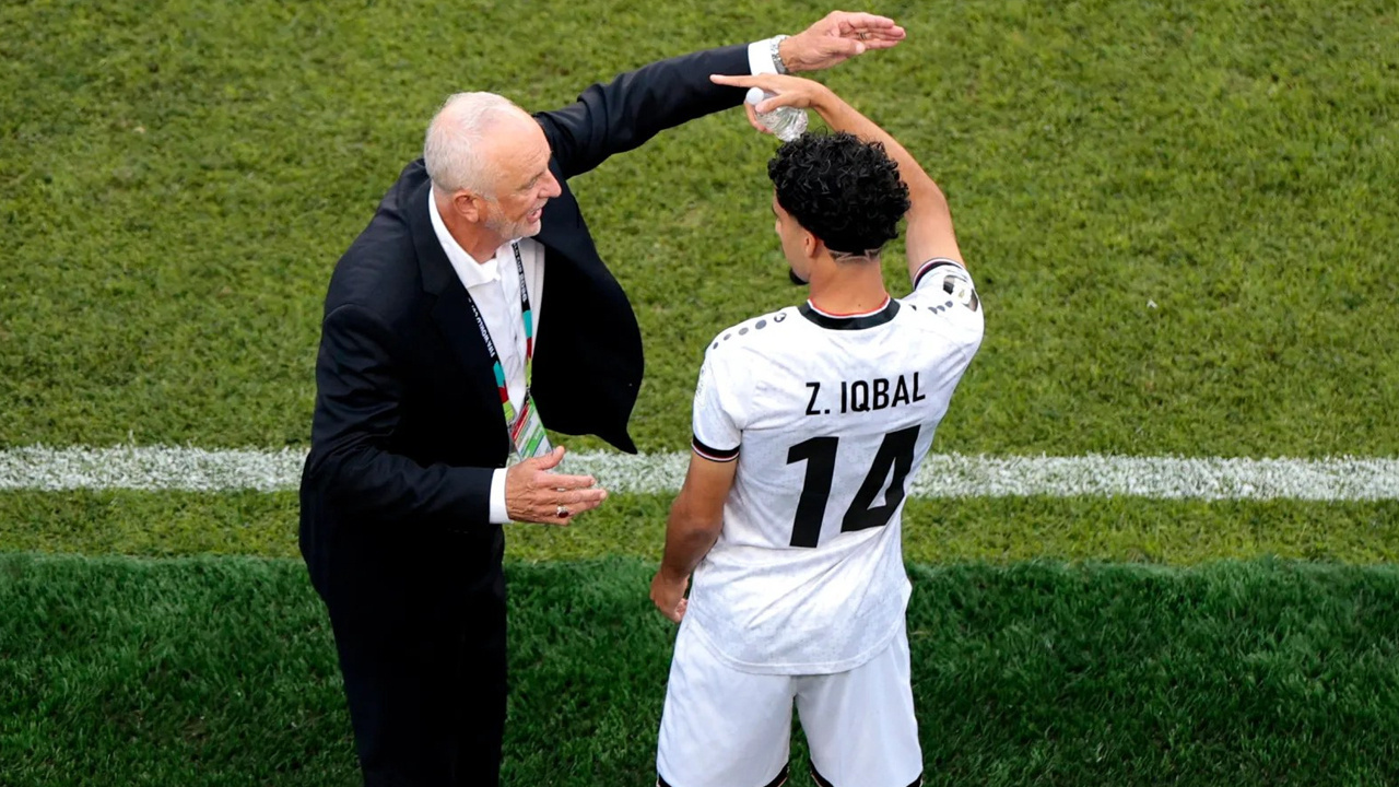 Zidane Dünya Kupası’na damga vurdu: Pakistan ayakta