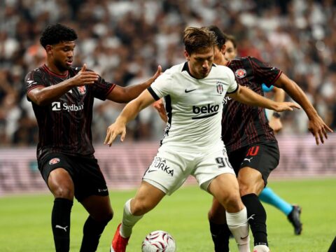 357 gun sonra yeniden besiktas formasi giydi QF3PIiiU.jpg