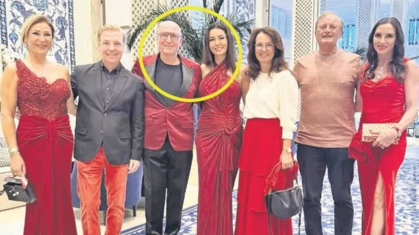 38 milyon lira harcadi alman sosyetesini bogazda agirladi herkese kirmizi beyaz giydirdi VDmNBlej.jpg