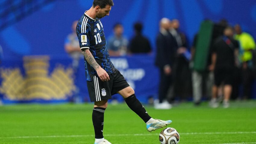 39 yasinda rekor ustune rekor messi ingiltereyi darmadagin etti FW63BSMu.jpg