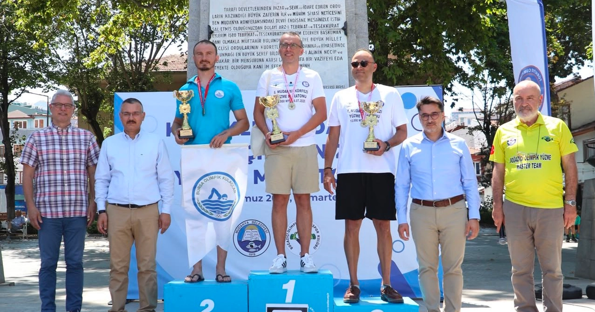 5. Açık Deniz Yüzme Maratonu’nda kulaçlar Mudanya için atıldı