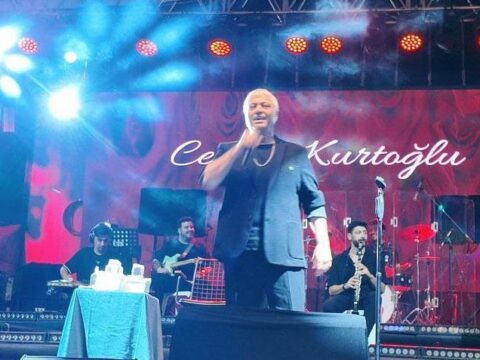 50 bin kisi akin etti cengiz kurtoglu gedizi salladi gLIswEwi.jpg