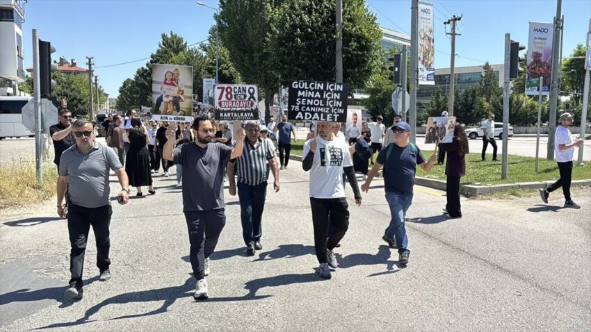 78 can icin adalet yuruyusunun 3 gunu her gecen gun bu adalet yuruyusumuz buyuyor 6pRppyGi.jpg
