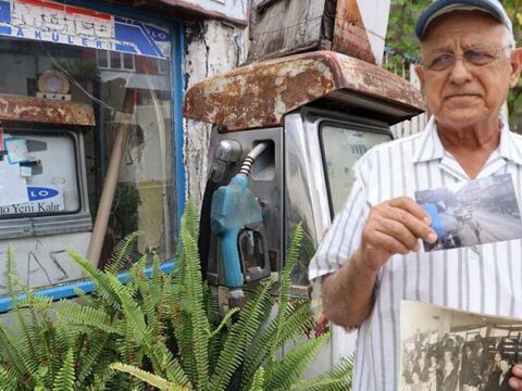 92 yildir ayni yerde babadan ogula gecen miras tanesine 10 bin dolar verdiler ama zXxz3PHs.jpg