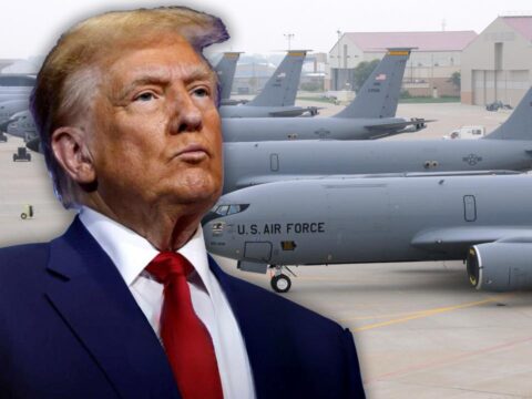 Abd basini bombayi patlatti trumptan son dakika israil karari iran icin gonderiyor djEP1Pl6.jpg